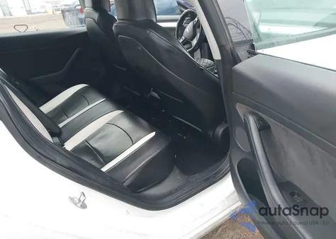 2022 Tesla Model 3 Rear-Wheel Drive из США, поврежденный, VIN 5YJ3E1EA5NF335835